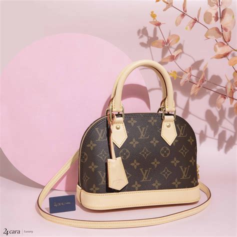 louis vuitton alma bb ราคาของแท|Alma BB Monogram .